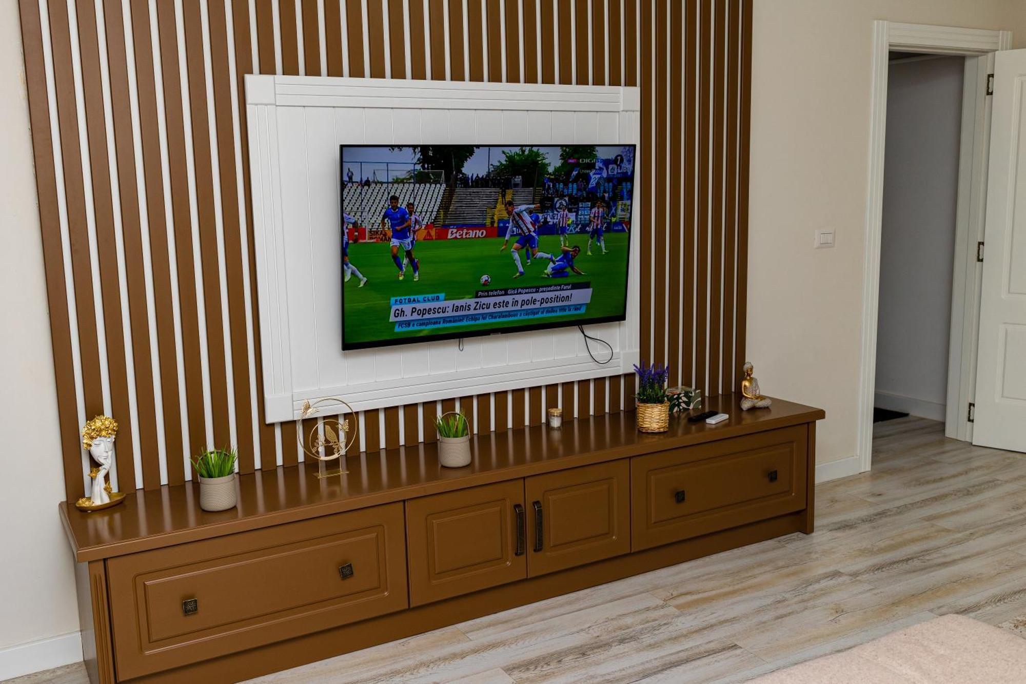 Apartament In Gura Humorului Luaran gambar